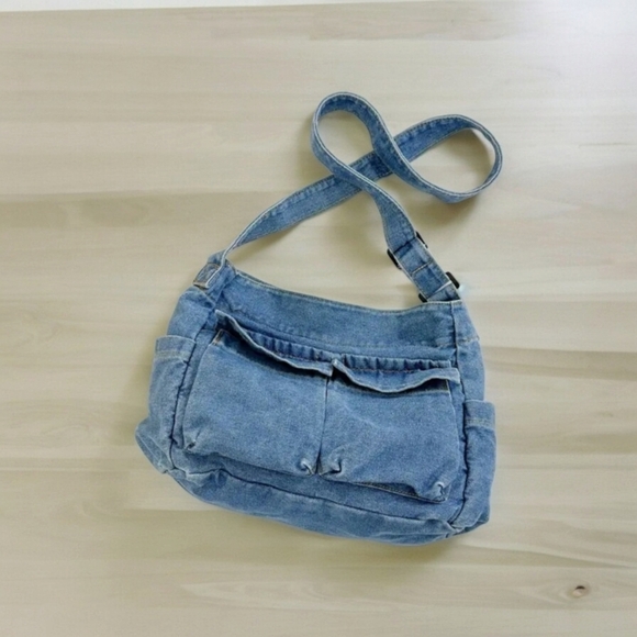Restocked! NEW!  Trending denim tote bag.   Size medium - Picture 10 of 11